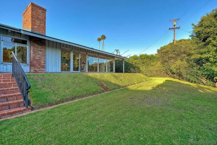 3623 Fenelon, San Diego, California 92106