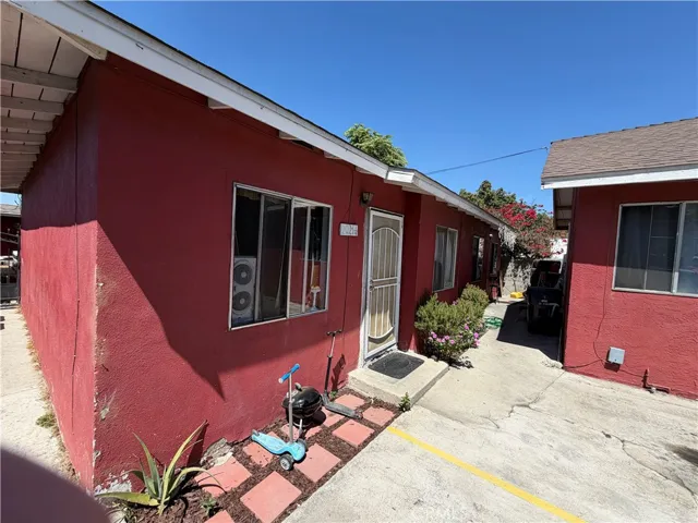 Duplex in the middle