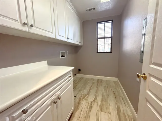 133 Chantilly, Irvine, California 92620