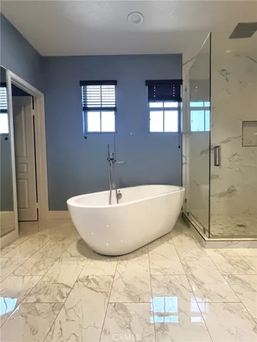 133 Chantilly, Irvine, California 92620