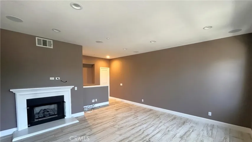 133 Chantilly, Irvine, California 92620