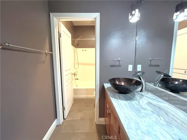 133 Chantilly, Irvine, California 92620