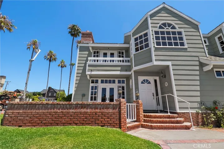 700 Goldenrod, Corona Del Mar, California 92625