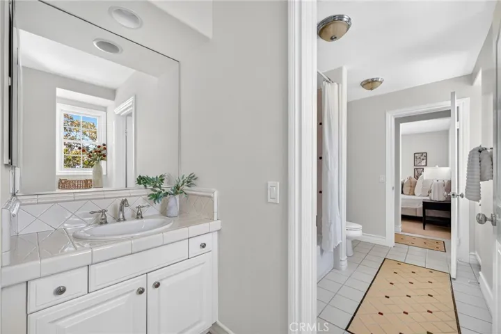 10 Cape Andover, Newport Beach, California 92660