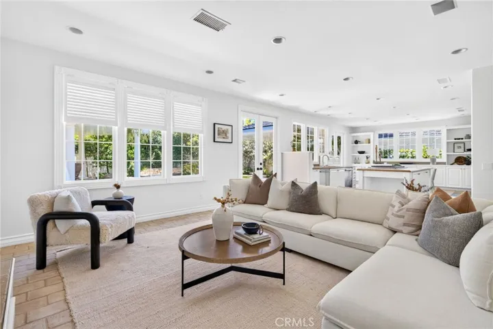 10 Cape Andover, Newport Beach, California 92660