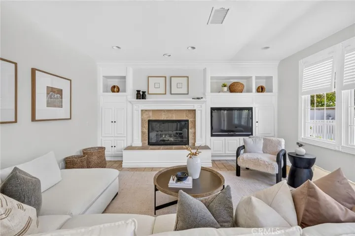 10 Cape Andover, Newport Beach, California 92660