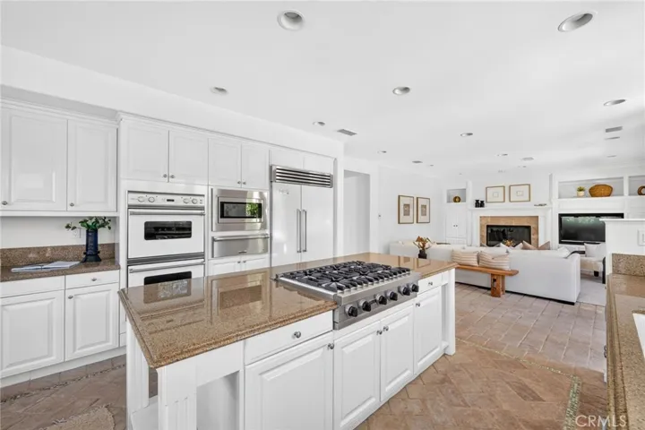 10 Cape Andover, Newport Beach, California 92660