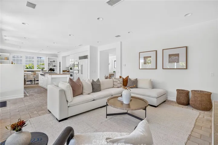 10 Cape Andover, Newport Beach, California 92660