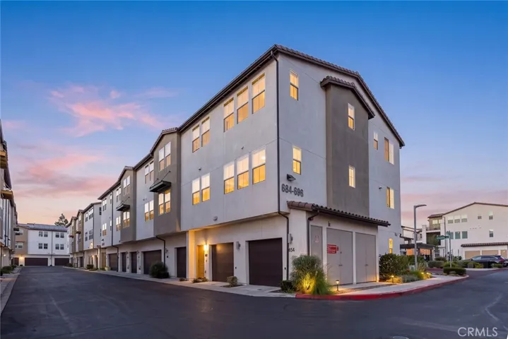 684 Cara Cara, Covina, California 91723