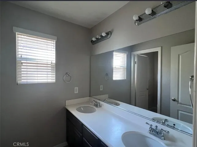 7771 Stonegate, Eastvale, California 92880