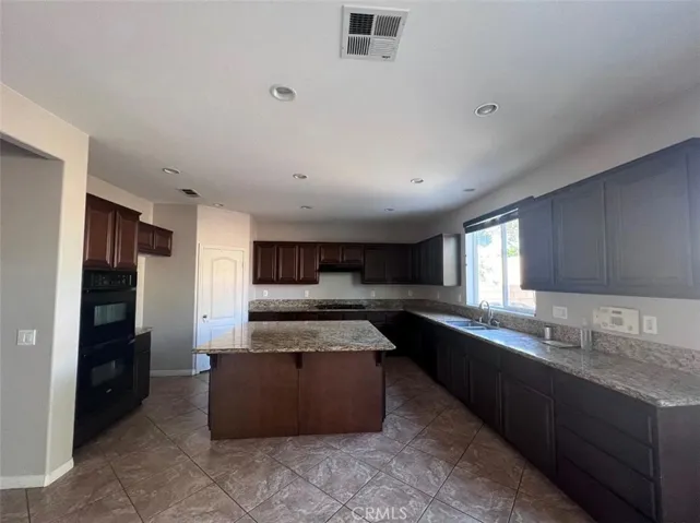 7771 Stonegate, Eastvale, California 92880