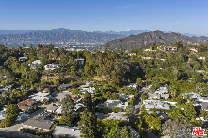 3108 Nichols Canyon Road, Los Angeles, California 90046