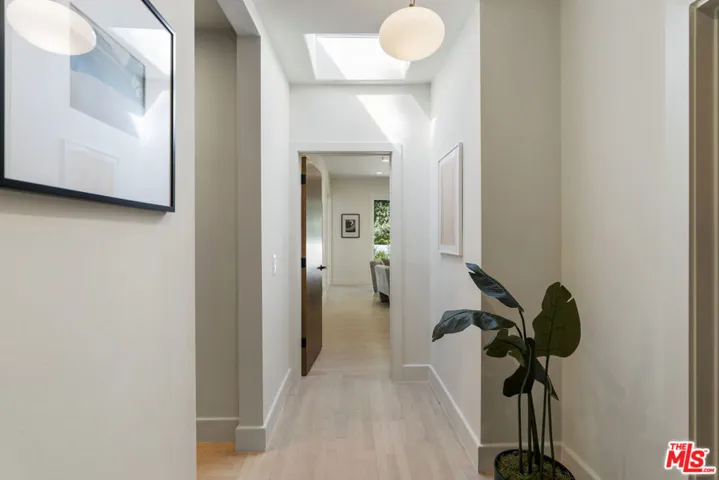 3108 Nichols Canyon Road, Los Angeles, California 90046
