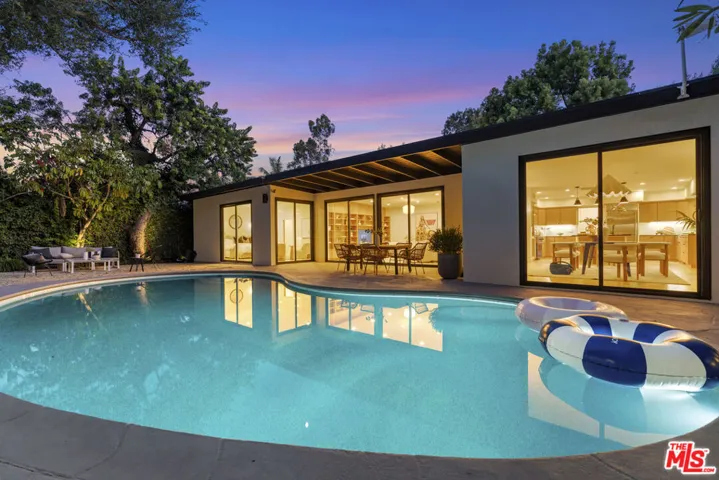 3108 Nichols Canyon Road, Los Angeles, California 90046