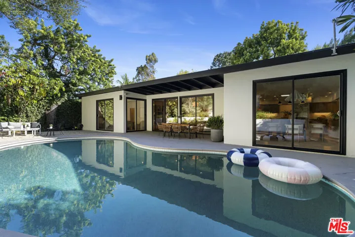 3108 Nichols Canyon Road, Los Angeles, California 90046