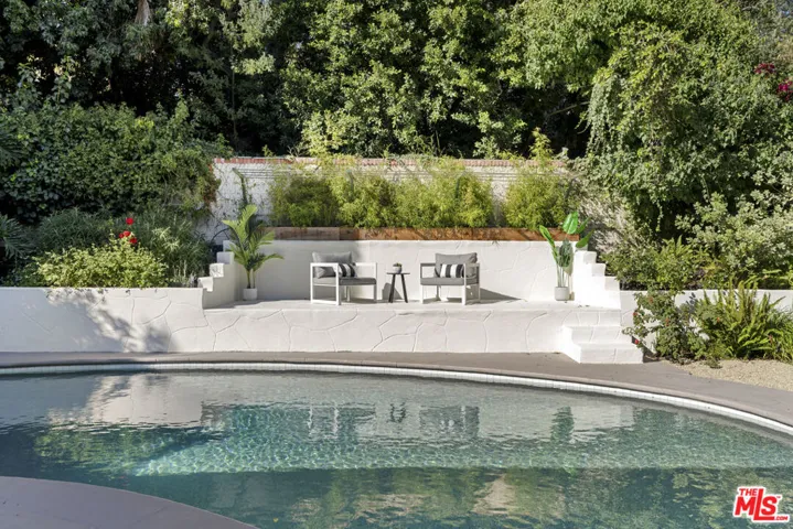 3108 Nichols Canyon Road, Los Angeles, California 90046