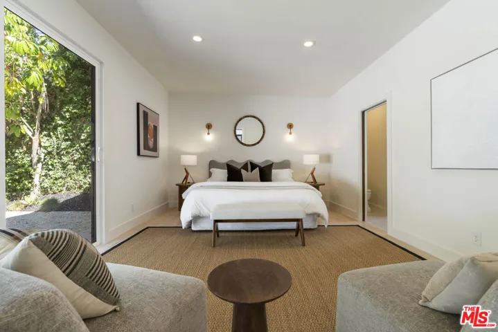 3108 Nichols Canyon Road, Los Angeles, California 90046