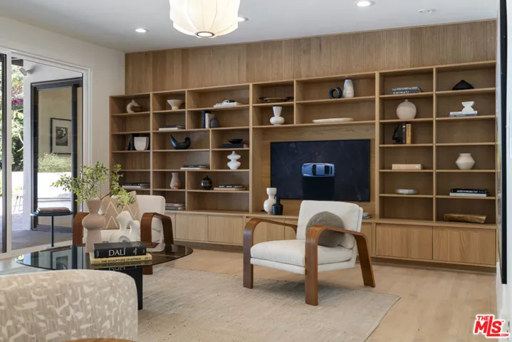 3108 Nichols Canyon Road, Los Angeles, California 90046