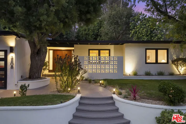 3108 Nichols Canyon Road, Los Angeles, California 90046
