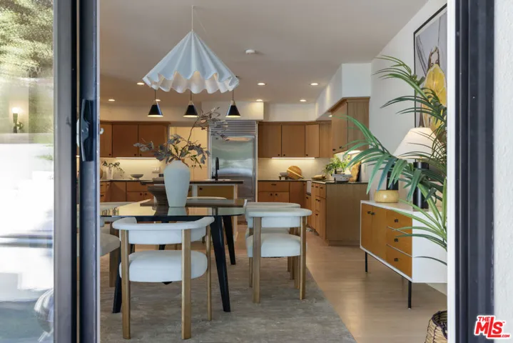 3108 Nichols Canyon Road, Los Angeles, California 90046