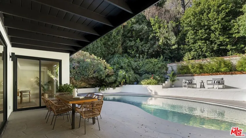 3108 Nichols Canyon Road, Los Angeles, California 90046