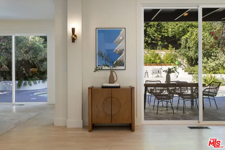 3108 Nichols Canyon Road, Los Angeles, California 90046