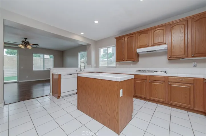 6535 Caxton, Eastvale, California 91752