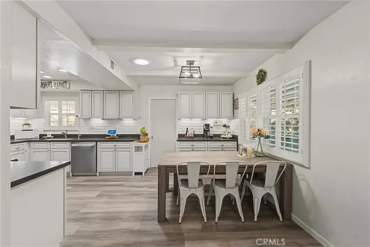 Kitchen/Dinning Room