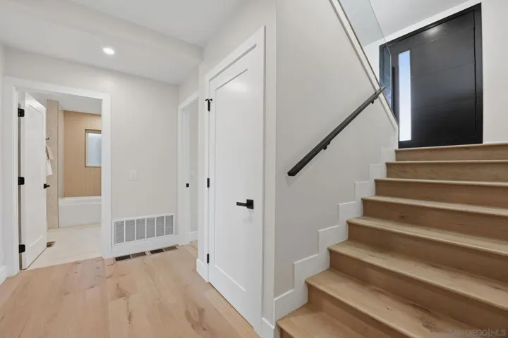 4484 Long Branch Avenue, San Diego, California 92107