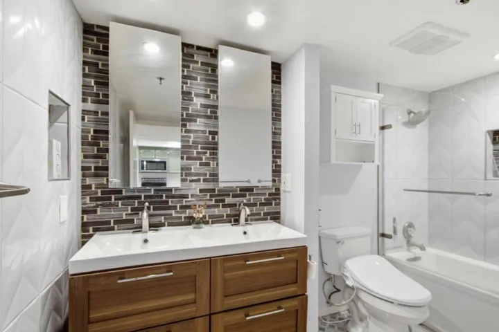20720 Celeste Circle, Cupertino, California 95014