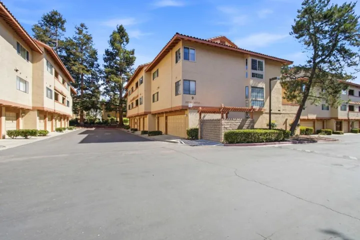 20720 Celeste Circle, Cupertino, California 95014