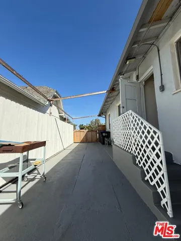 1116 Irving Avenue, Glendale, California 91201