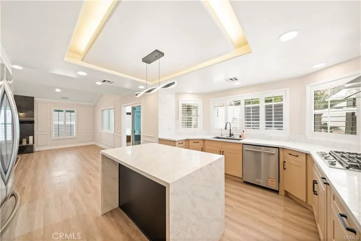 4751 Glen Ivy, La Verne, California 91750