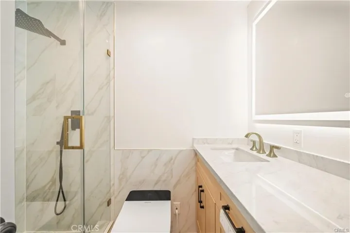 4751 Glen Ivy, La Verne, California 91750