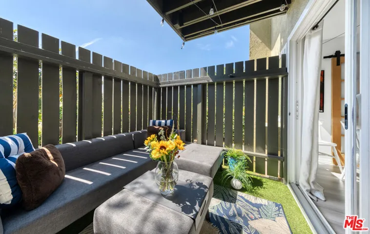 4931 Indian Wood Road 357, Culver City, California 90230
