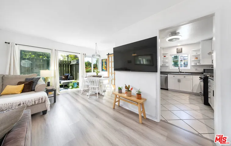 4931 Indian Wood Road 357, Culver City, California 90230
