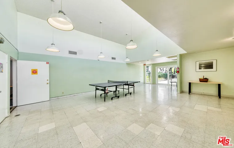 4931 Indian Wood Road 357, Culver City, California 90230