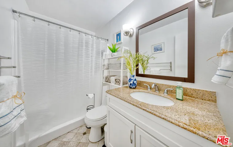 4931 Indian Wood Road 357, Culver City, California 90230