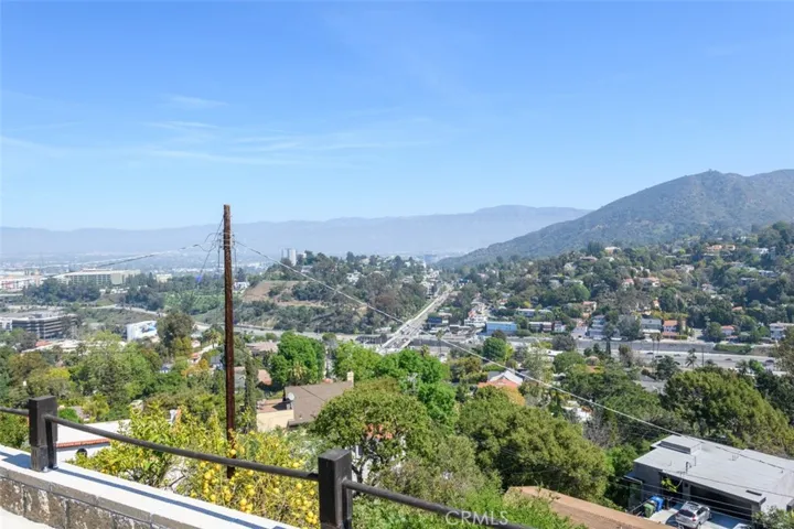 3118 Goodview Trail, Los Angeles, California 90068