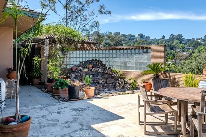 3118 Goodview Trail, Los Angeles, California 90068