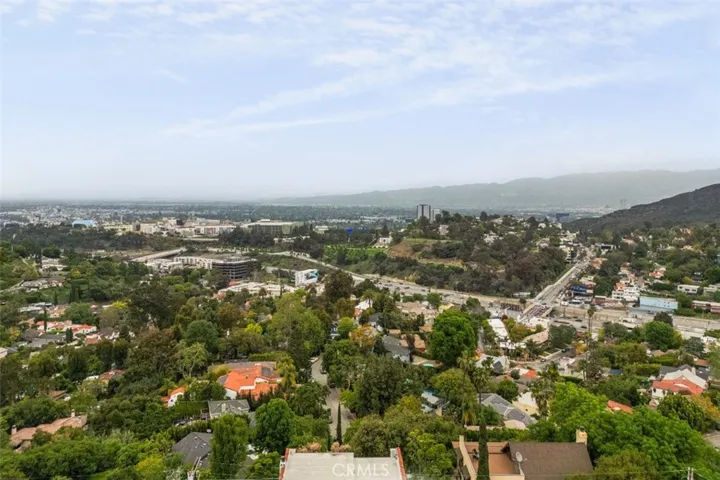 3118 Goodview Trail, Los Angeles, California 90068