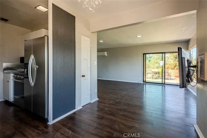 3118 Goodview Trail, Los Angeles, California 90068