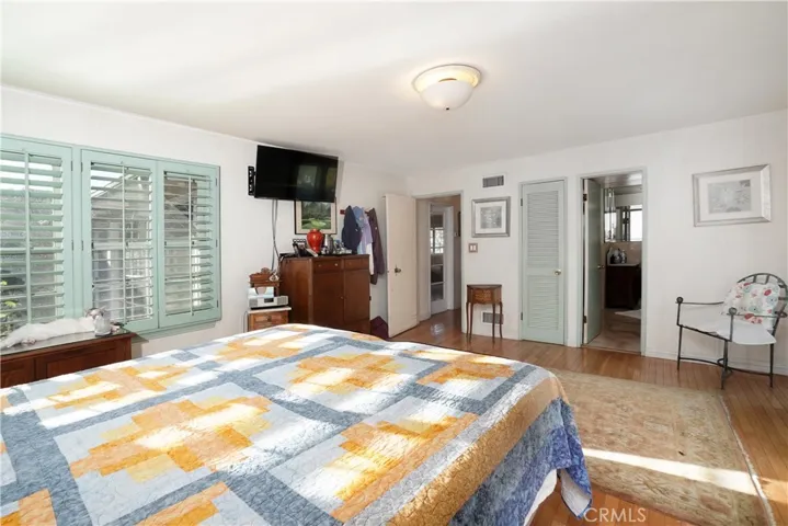 Primary suite