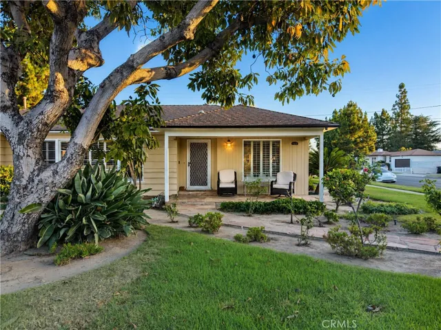 7904 7th, Downey, California 90241