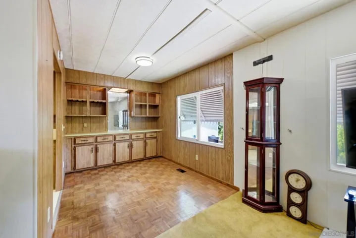 2003 Bayview Heights Dr Spc 183, San Diego, California 92105
