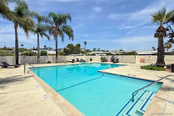 2003 Bayview Heights Dr Spc 183, San Diego, California 92105