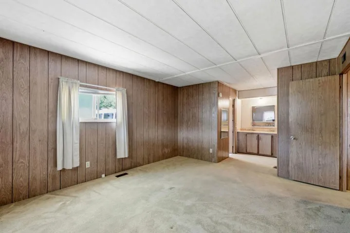 2003 Bayview Heights Dr Spc 183, San Diego, California 92105