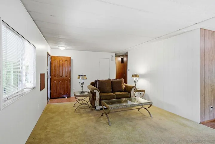 2003 Bayview Heights Dr Spc 183, San Diego, California 92105