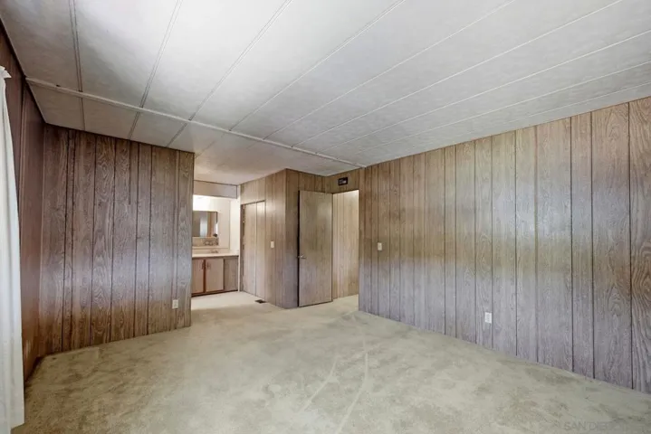 2003 Bayview Heights Dr Spc 183, San Diego, California 92105
