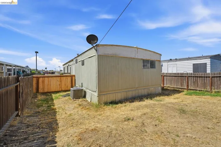 8200 Jantzen Rd, Modesto, California 95357